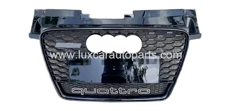 audi-tt-tt-rs-8j-grille-quattro.webp