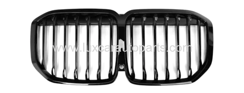 bmw-g07-x7-mp-grille.webp
