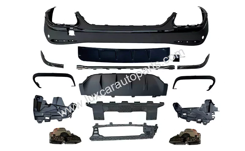 glc-63-coupe-amg-rear-diffuser-exhaust-tips.webp