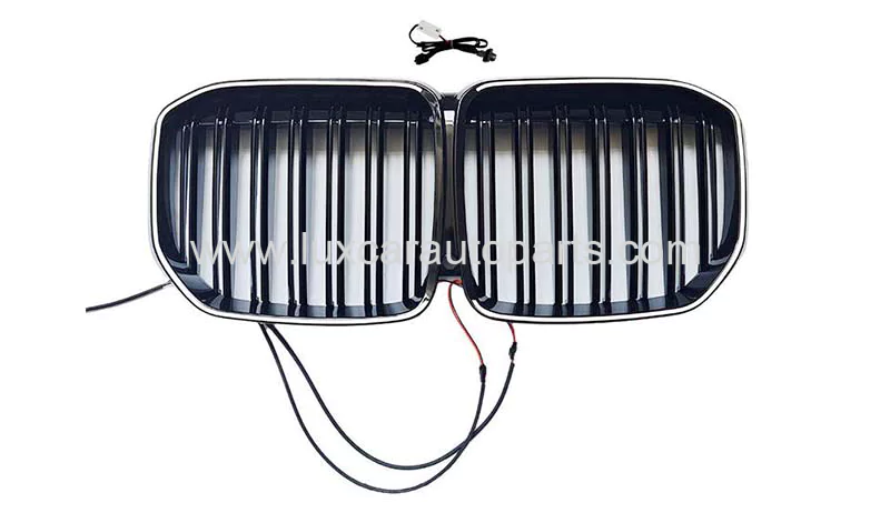 bmw-g07-x7-m-grille-led-2019-2022.webp