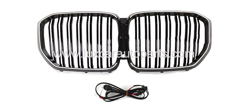 bmw-x5-g05-m-grille-led.webp