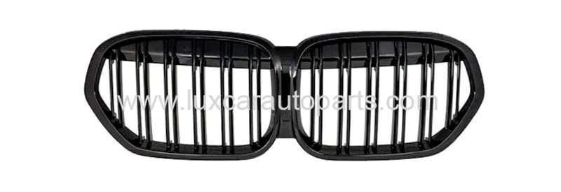 bmw-x1-f48-lci-m-grille.webp