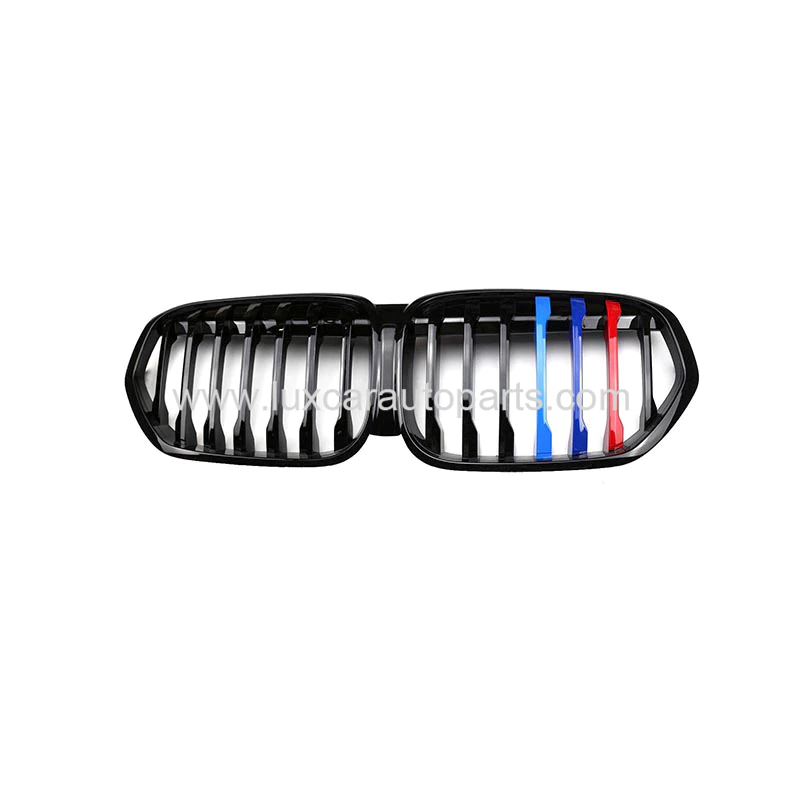 bmw-x1-f48-lci-mp-grille-tri-color