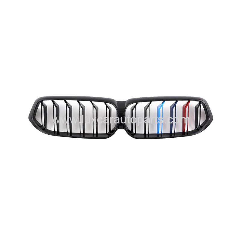 6-series-g32-gt-lci-m-grille-m-color-stripes