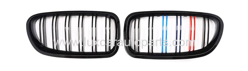 bmw-5-series-f10-m-grille-m-color-stripes.webp